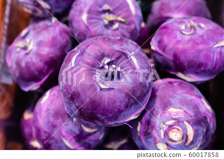 Purple and fresh vegetable cola Purple and fresh vegetable cola 60017858