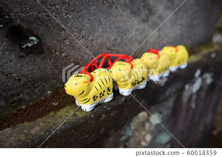 Substitution Tora 60018359