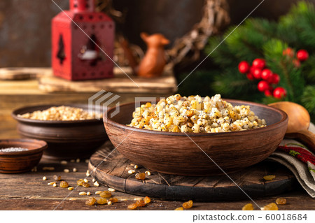 Kutia. Traditional ukrainian Christmas dish 60018684