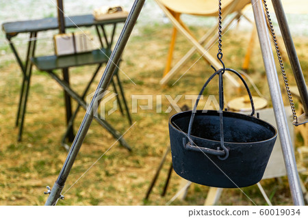 荷蘭烤箱 60019034