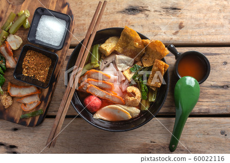 Yen-Ta-Four Thai Street Food. Yen-Ta-Four Thai Street Food. 60022116