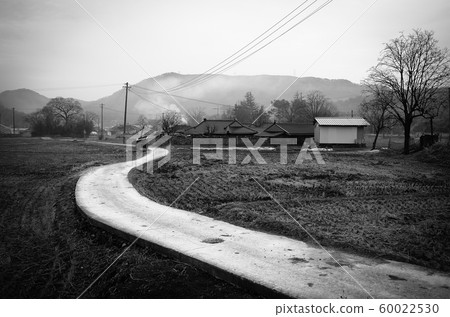 Country road Country road 60022530