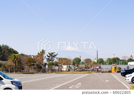 Fuji taken from Tsujido beach. 60022805