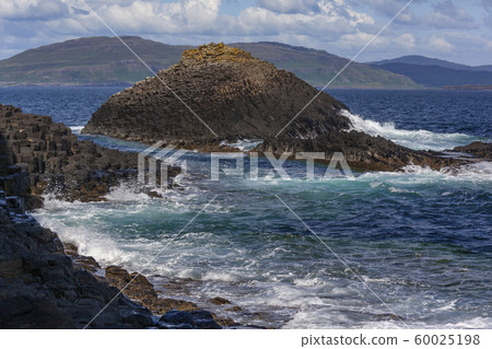Basalt rock formation - Staffa - Scotland 60025198