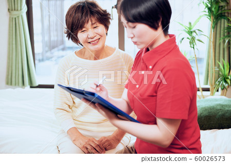 Visited woman 60026573