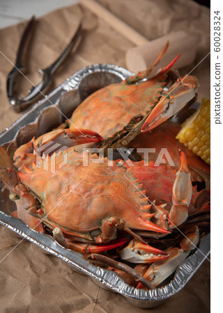 steamed chesapeake blue crab on paper steamed chesapeake blue crab on paper 60028324