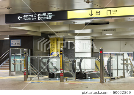 [Kanazawa Station Hokuriku Shinkansen] 60032869