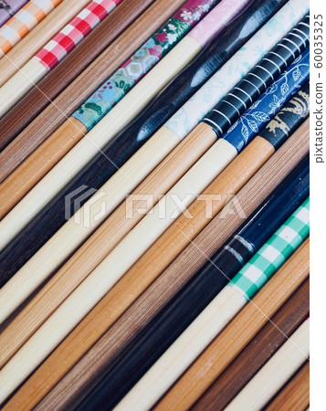 Oriental chopsticks of various shapes 60035325