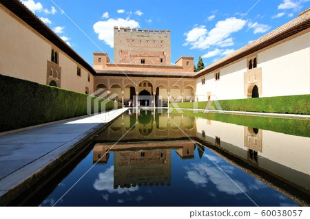 西班牙阿拉揚（阿爾罕布拉宮）的帕拉斯納斯爾宮 60038057