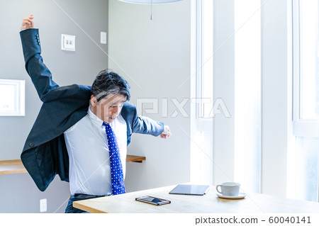 Middle businessman morning Middle businessman morning 60040141