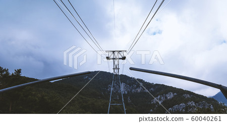 Beautifulpanorama view with cable car Beautifulpanorama view with cable car 60040261