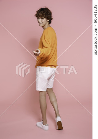 Close-up portrait of attractive young asian man, single man's lifestyle 216 Close-up portrait of attractive young asian man, single man's lifestyle 216 60041238