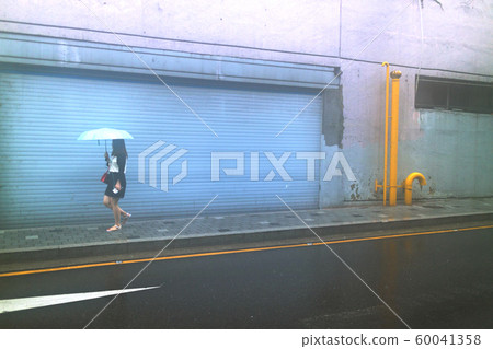 Rainy day, street scenery of Seoul, South Korea 106 Rainy day, street scenery of Seoul, South Korea 106 60041358