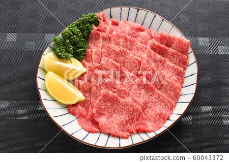 Meat sukiyaki raw Meat sukiyaki raw 60043372