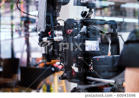 Film crew 60043896