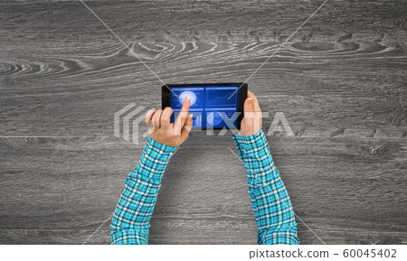 Using financial application Using financial application 60045402