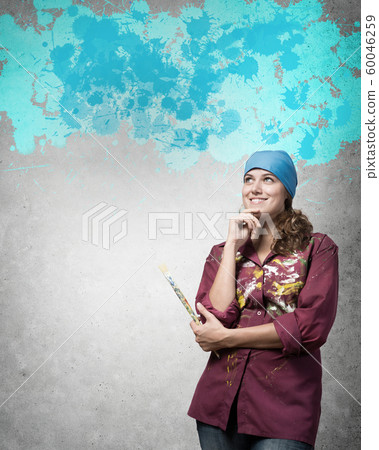 She is painting her world 60046259