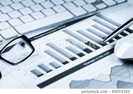 Preparing average sales report 60054385