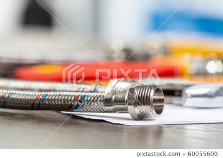 Water braided hose with connecting internal screw 60055600