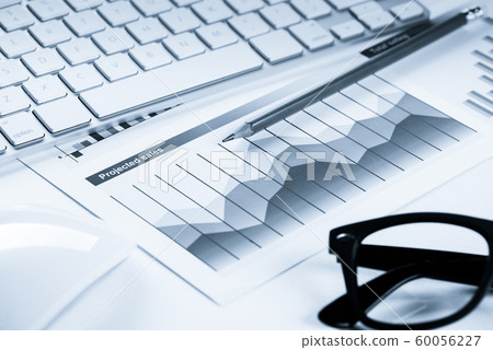 Preparing average sales report Preparing average sales report 60056227