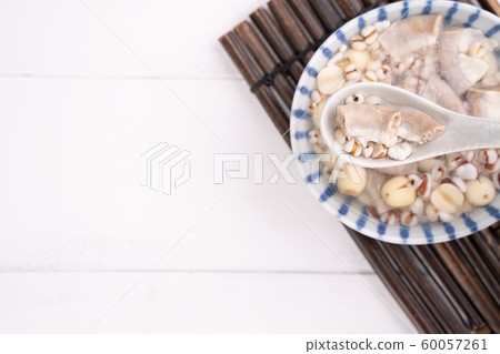 台灣四藥草湯台灣四藥草湯Motsu Yakuzen湯 台灣四藥草湯台灣四藥草湯Motsu Yakuzen湯 60057261