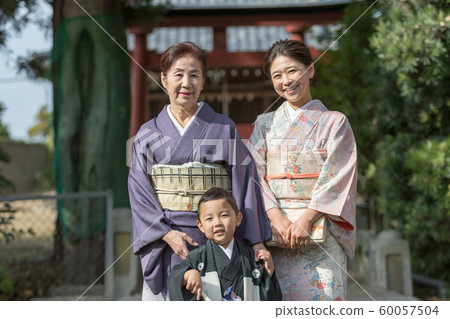 festival day for children of three, five and seven years of age, shrine, grandma 60057504