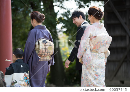 七五三 家庭 家族 60057545