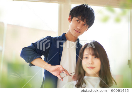 Hairdresser Haircut 60061455