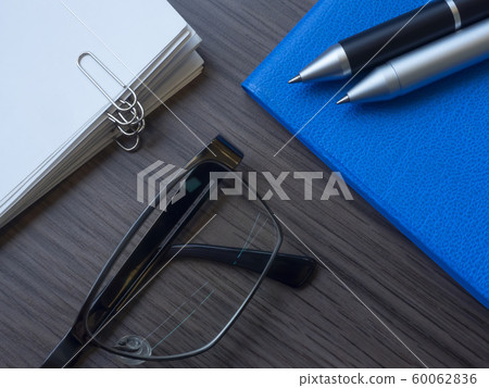 企業形象·文件·眼鏡·筆記本 60062836