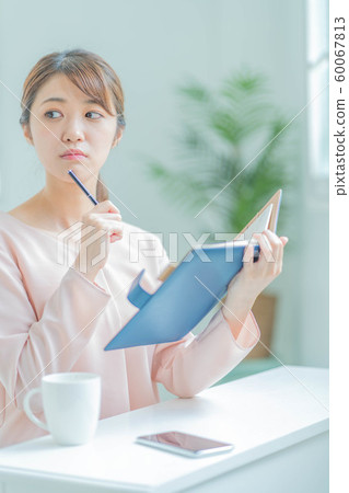女商人咖啡廳 女商人咖啡廳 60067813