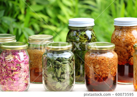 Herb tincture Herb tincture 60073595