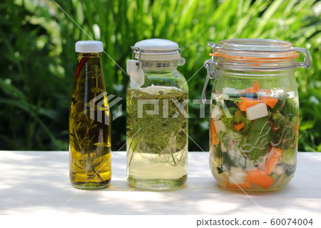 Kitchen Herb 60074004