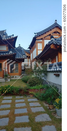 韓國語含義，韓國風景，恩平閣村，韓國圖像，韓屋圖像，韓屋風景，Kigi House，Doldam，傳統建築，秋天風景 60077806
