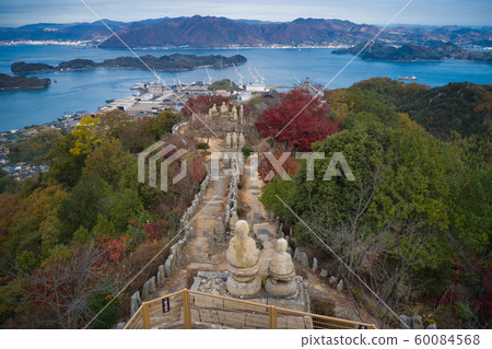Shiratakiyama 500 Rahan, Hiroshima Prefecture Innoshima (aerial photography by drone) Shiratakiyama 500 Rahan, Hiroshima Prefecture Innoshima (aerial photography by drone) 60084568