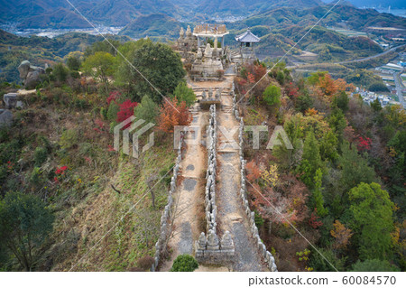 Shiratakiyama 500 Rahan, Hiroshima Prefecture Innoshima (aerial photography by drone) Shiratakiyama 500 Rahan, Hiroshima Prefecture Innoshima (aerial photography by drone) 60084570