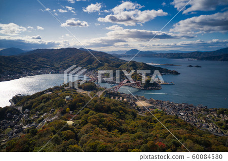 從吳市高月台天文台眺望瀨戶和瀨戶大橋的景色（無人機鳥瞰） 60084580