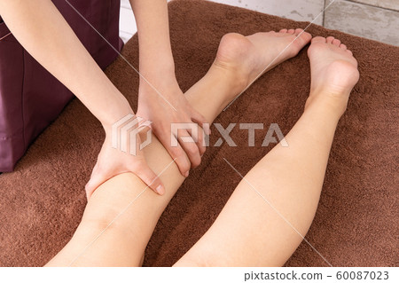 Esthetic Massage, Calf 60087023