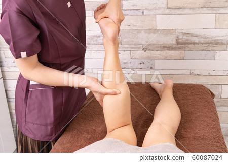 Esthetic Massage, Calf 60087024