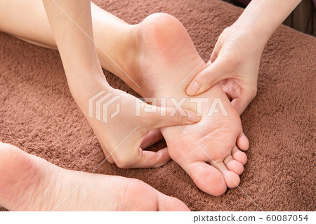 Beauty salon, massage, sole 60087054