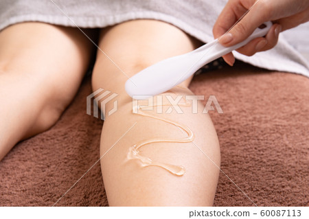 Esthetic Massage, Hair Removal Salon, Gel 60087113