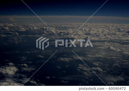 天空和雲彩 天空和雲彩 60090472