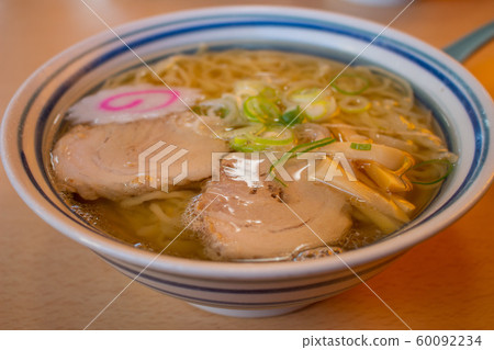 Salted ramen with large char siu 60092234