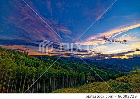 傍晚 傍晚 60092729