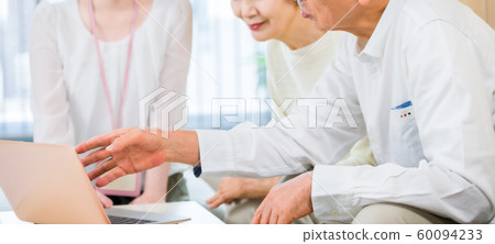 Life plan senior family Life plan senior family 60094233