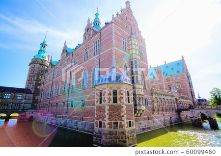 Frederiksborg Castle 60099460
