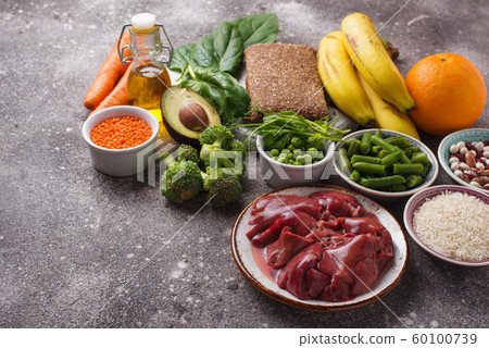 Food rich in folic acid 60100739