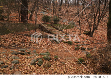 景陵谷漢山北部國家公園 景陵谷漢山北部國家公園 60101895