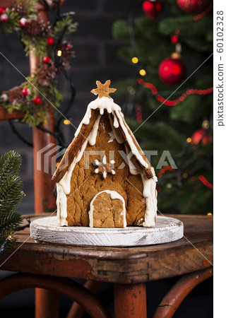 Christmas homemade gingerbread cookies house Christmas homemade gingerbread cookies house 60102328