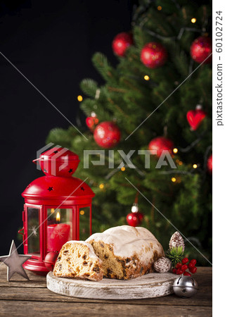 Christmas cake stollen with dried fruits 60102724