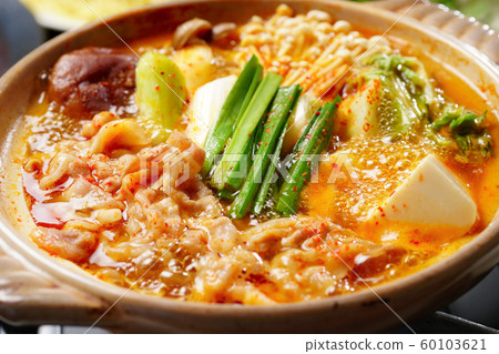 kimchi hot pot  60103621